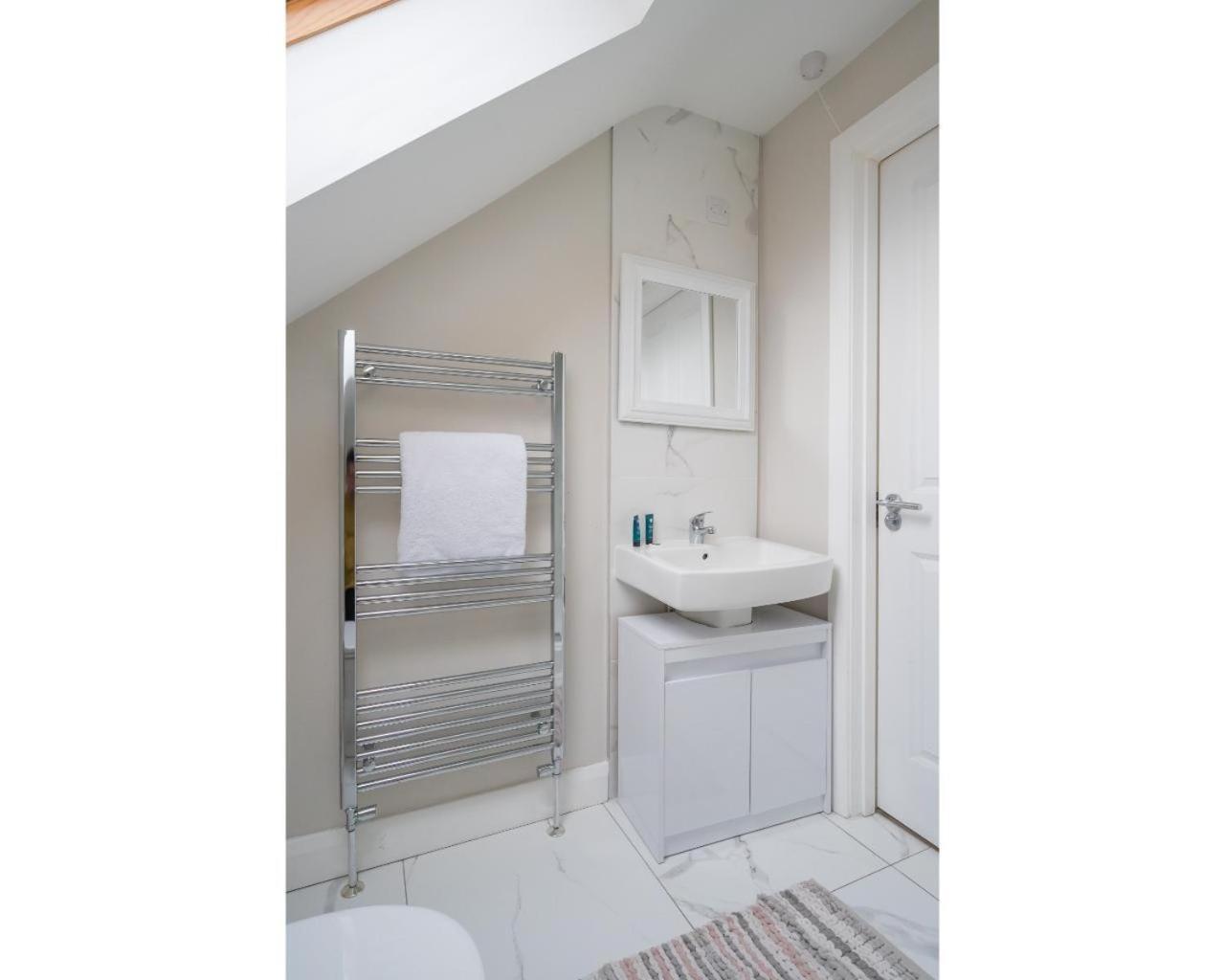 Central Belfast Apartments Utility Street 외부 사진